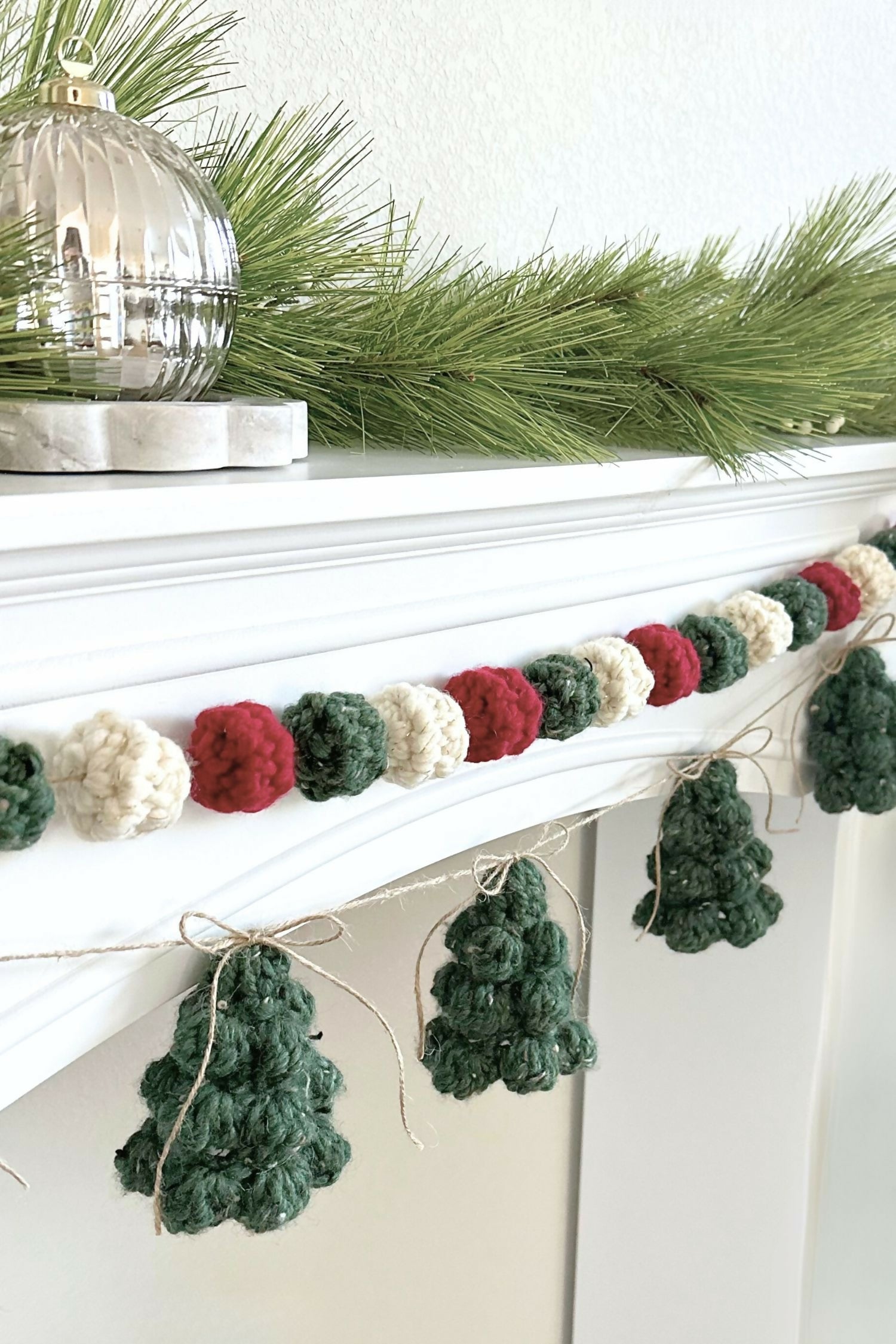 Christmas Tree Garland (Crochet)