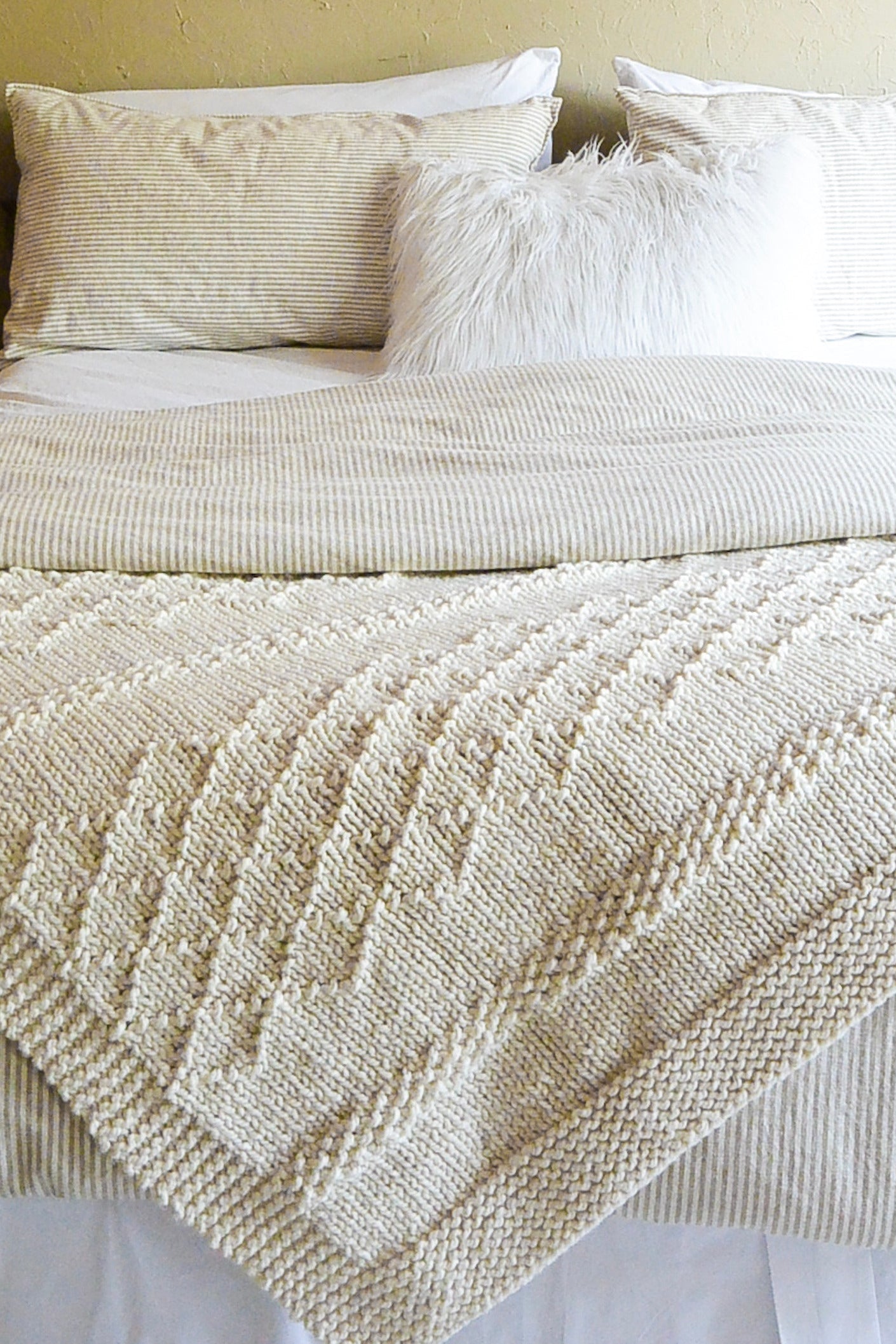 Knit Kit - Snuggly Autumn Lattice Throw