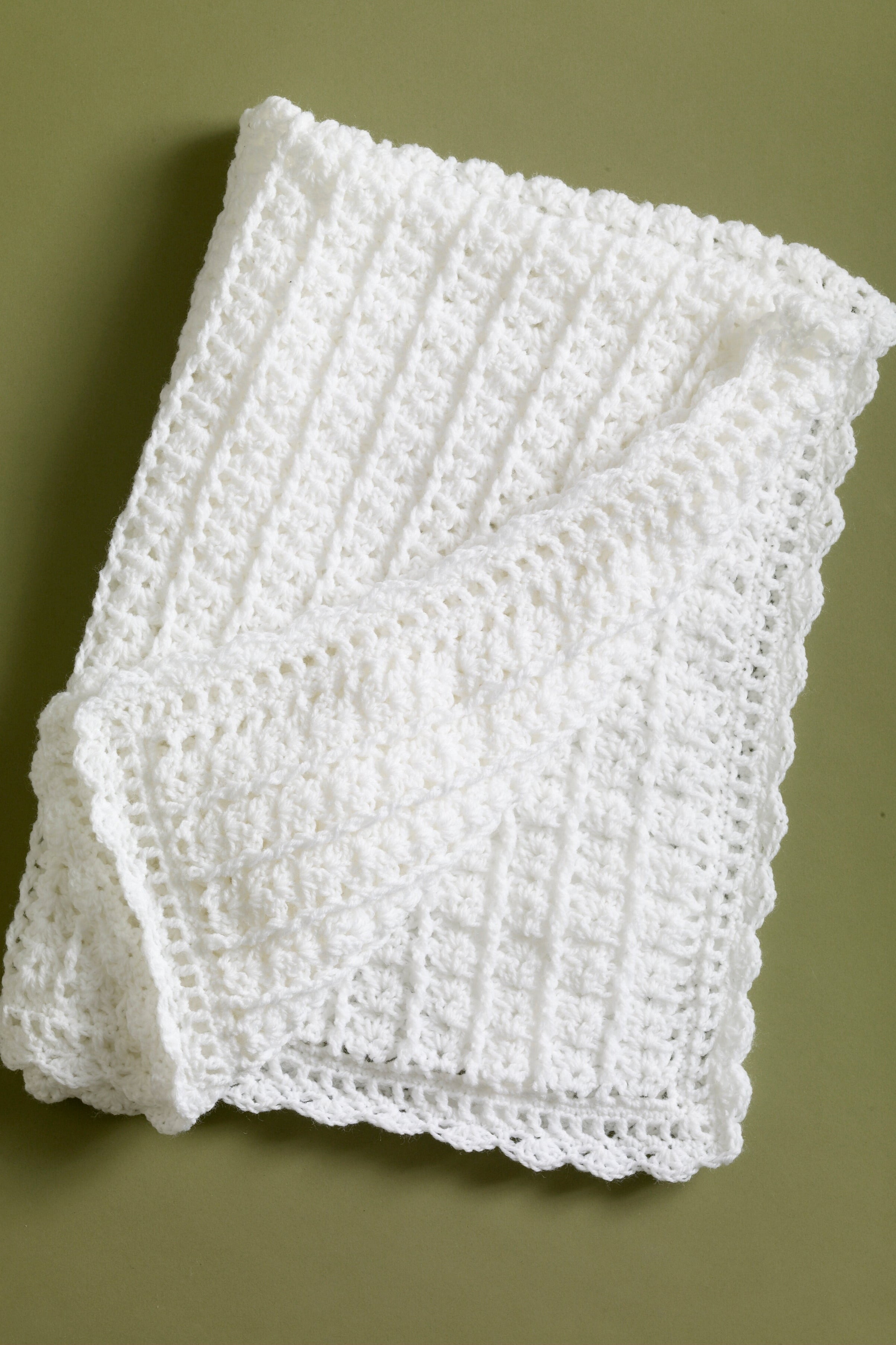 Classic Coverlet (Crochet)