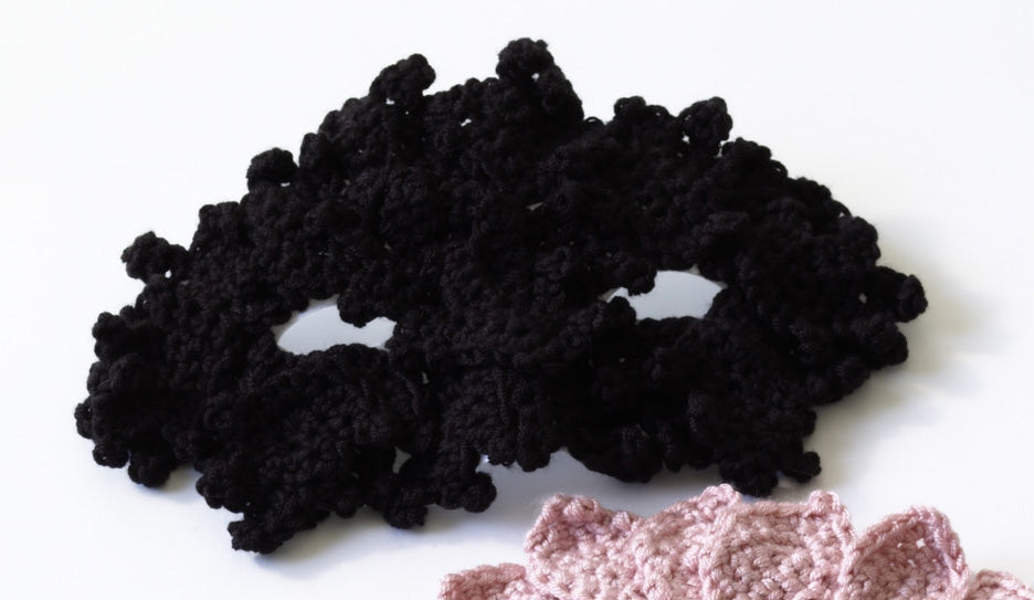 Leaf Mask Pattern (Crochet) - Version 1