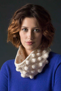 Level 3 Crocheted Cowl (Crochet)