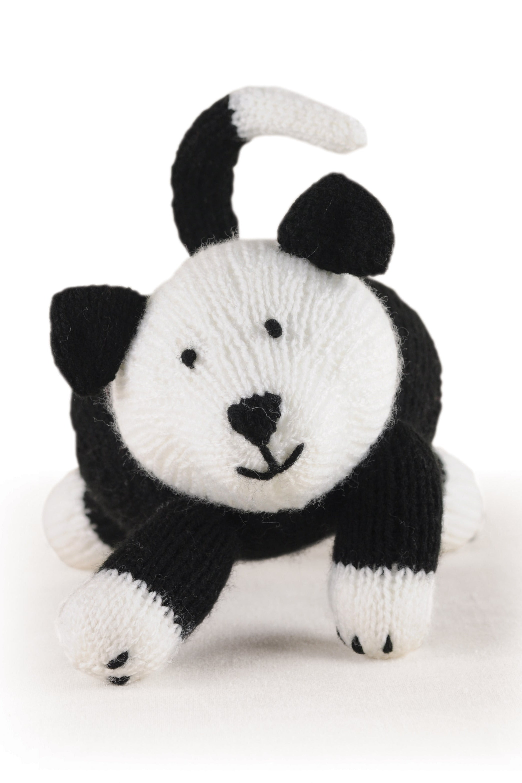 Knitted Farm Animals Sheepdog Pattern
