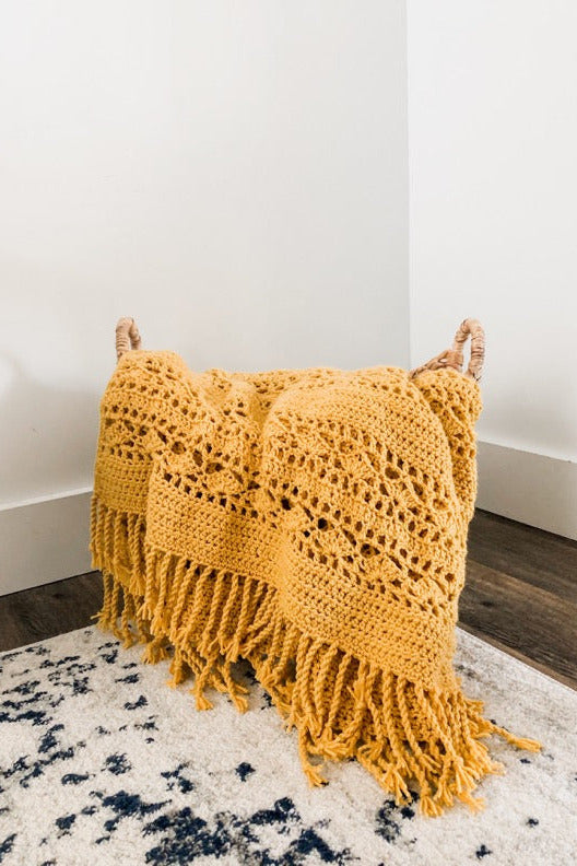 Lacy Throw (Crochet)