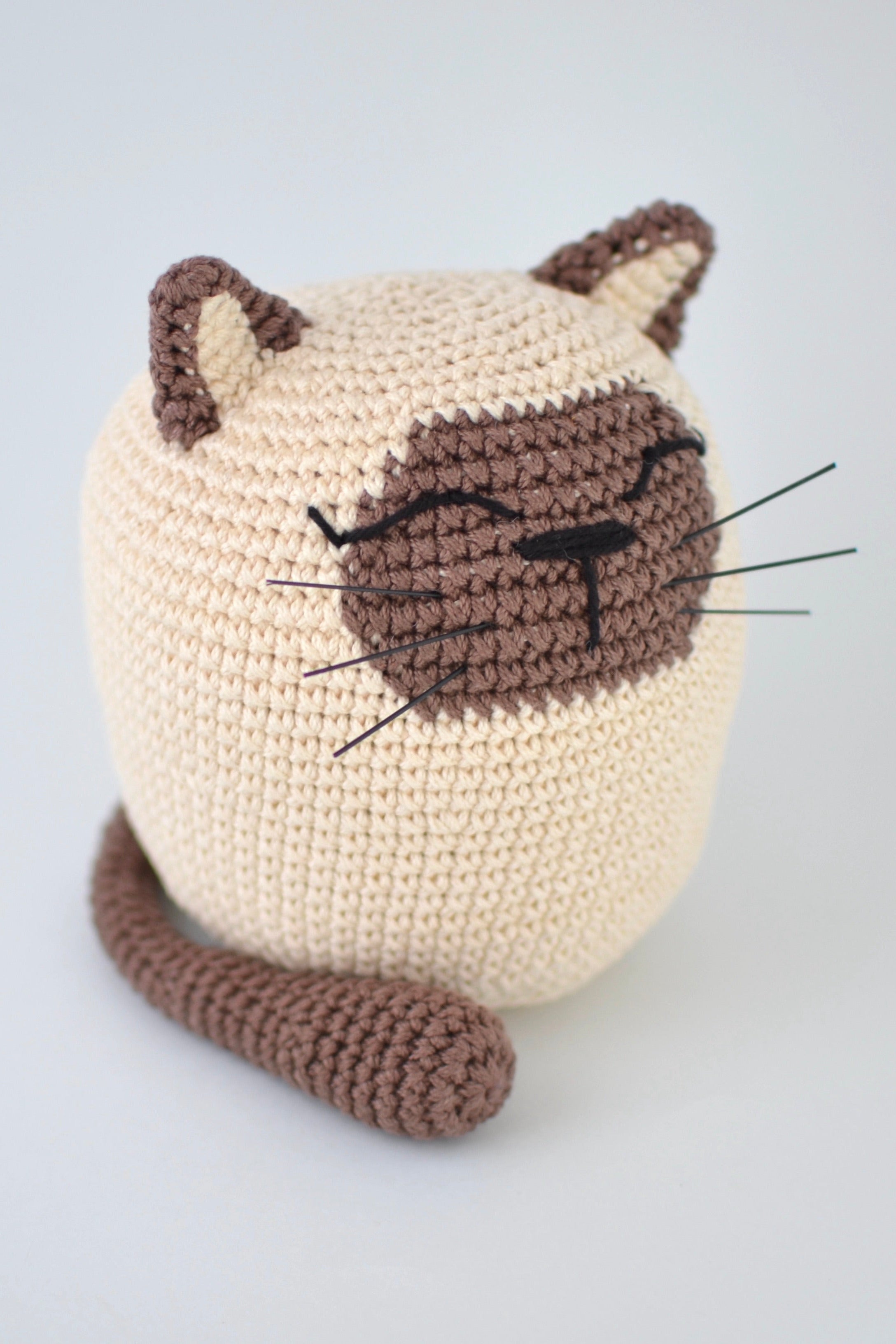 Cat Door Stopper (Crochet)