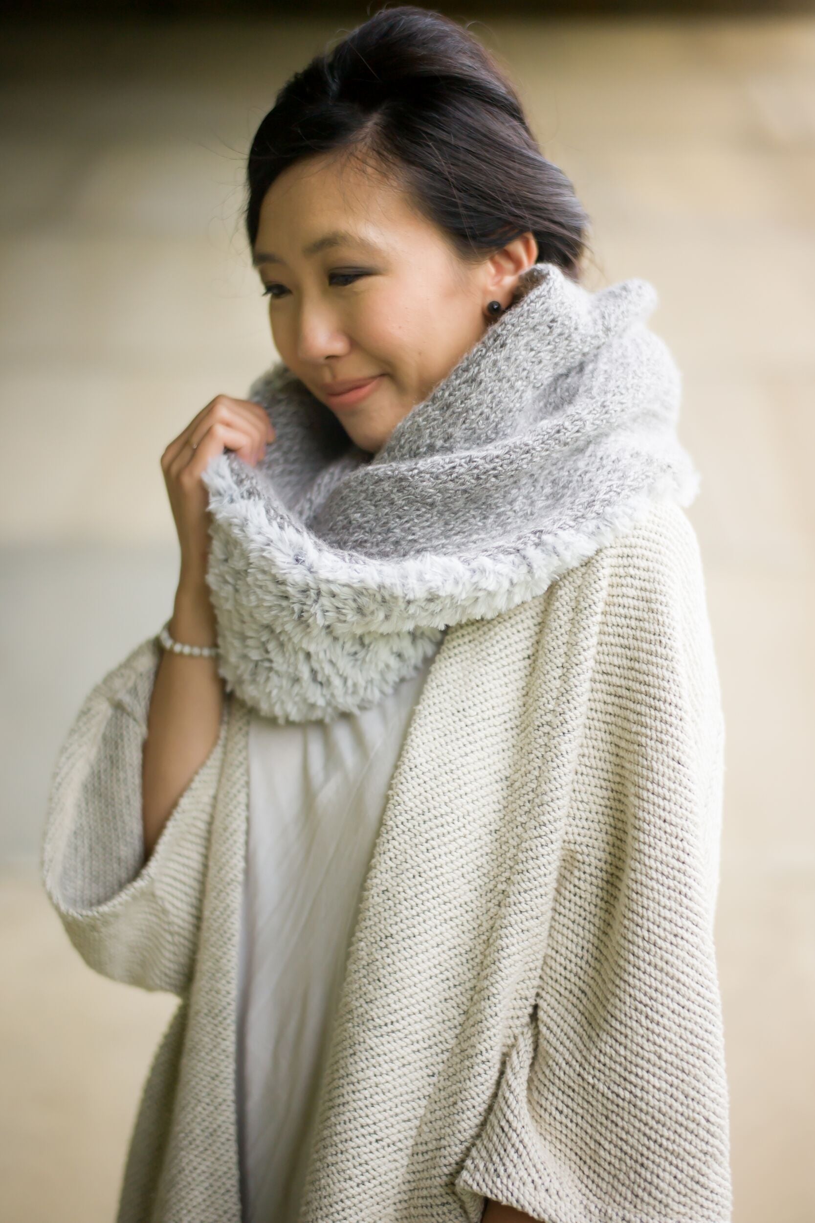 Knit Kit - Luxe Faux Fur Cowl
