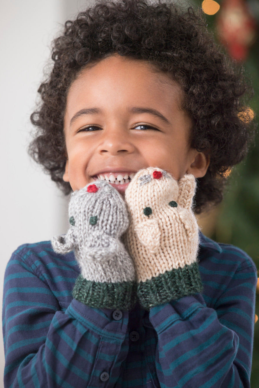 Cat And Mouse Mittens (Knit) - Version 1
