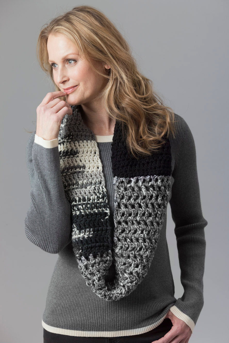 Level 2 - Easy Crochet Cowl (Crochet) - Version 1