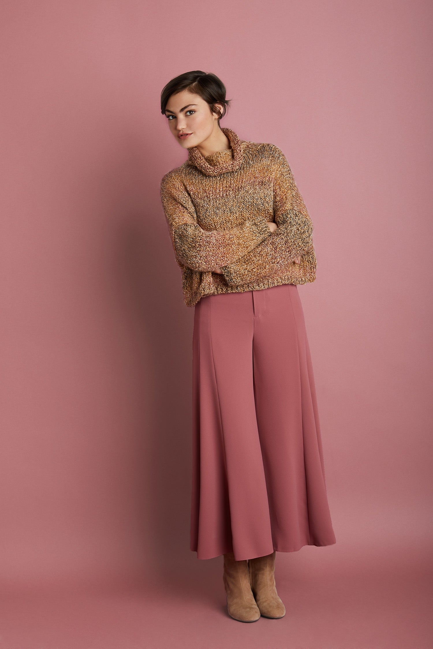 Boxy Cropped Pullover (Knit)